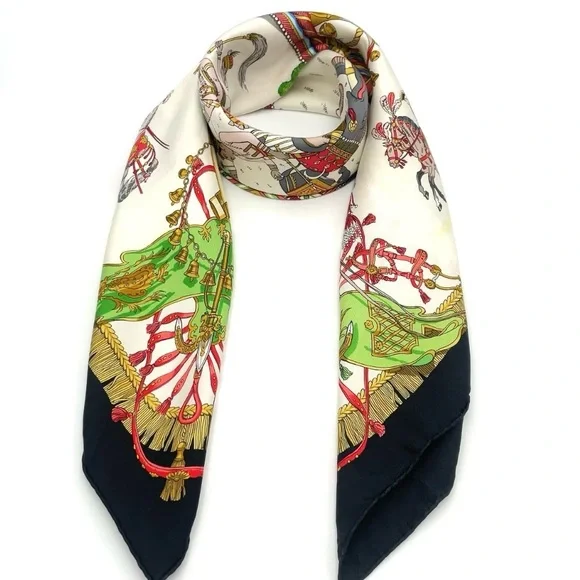 HERMES Scarf Carré 90 "Caparacons de Francia et de l'India" LARGE SQUAR SCARF - Picture 7 of 10